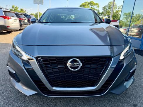 Used 2022 Nissan Altima 2.5 SV FWD image 5