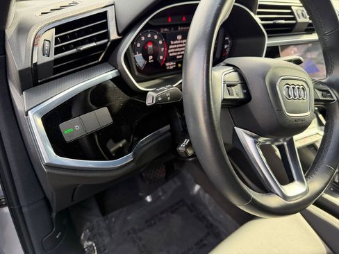 Used 2022 Audi Q3 2.0T Premium image 14