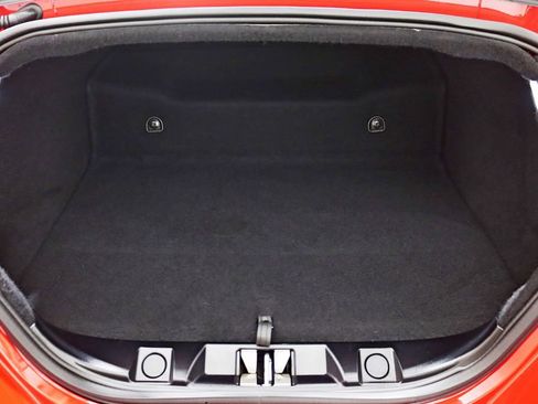 Used 2021 Ferrari Roma RWD image 36