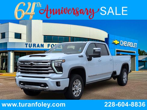 New 2026 Chevrolet Silverado 2500 High Country w/ High Country Premium Package AWD/4WD image 1
