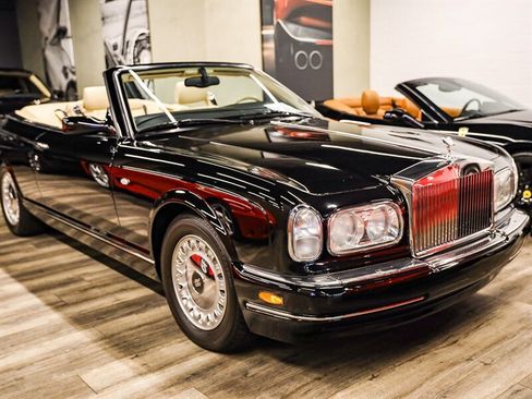Used 2000 Rolls-Royce Corniche RWD image 2