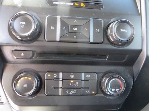 Used 2018 Ford F150 XL w/ Equipment Group 101A Mid RWD image 18