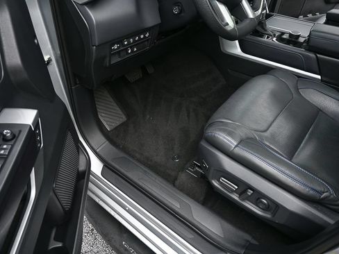 Used 2022 Toyota Tundra Platinum RWD image 7