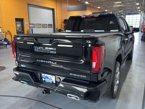 Used 2024 GMC Sierra 1500 Denali AWD/4WD image 5