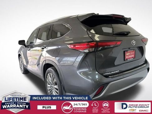 Used 2022 Toyota Highlander Limited AWD/4WD image 6