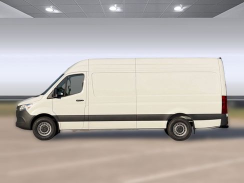 New 2026 Mercedes-Benz Sprinter 2500 image 2