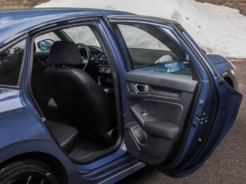 Used 2025 Honda Civic Sport image 17