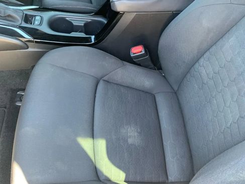 Used 2019 Toyota Corolla SE image 25
