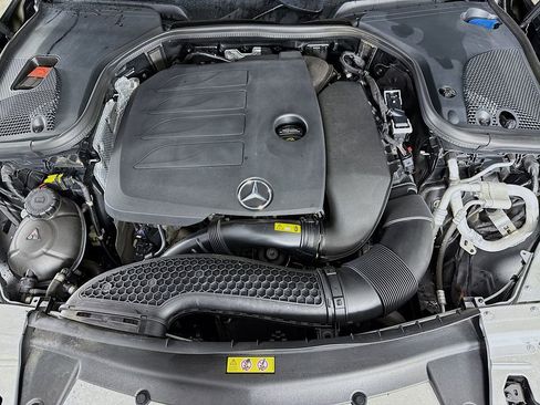 Used 2021 Mercedes-Benz E 350 4MATIC Sedan image 32