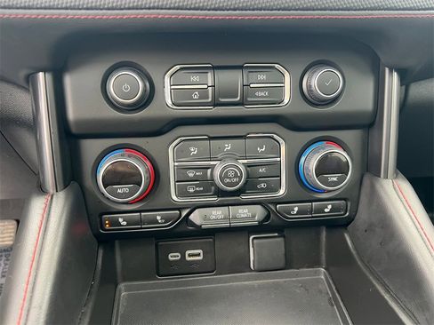 Used 2024 Chevrolet Tahoe RST image 26