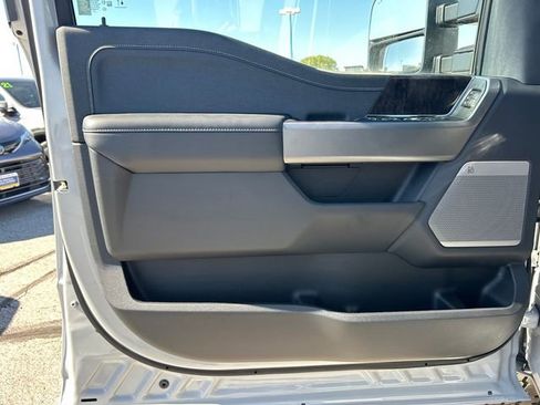 New 2026 Ford F350 Lariat w/ Black Appearance Package image 21