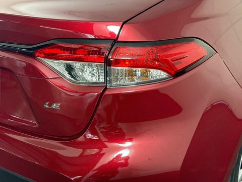 Used 2023 Toyota Corolla LE FWD image 33