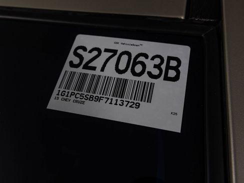 Used 2015 Chevrolet Cruze LT image 43