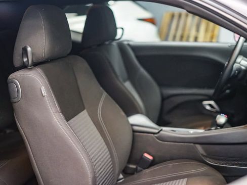 Used 2023 Dodge Challenger SXT image 14