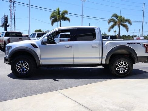 Used 2019 Ford F150 Raptor w/ Equipment Group 802A Luxury AWD/4WD image 5
