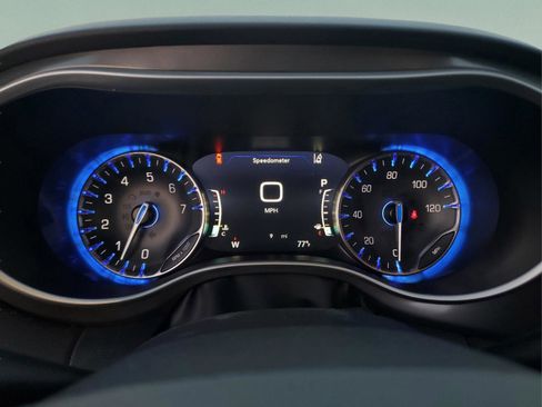 New 2026 Chrysler Voyager LX image 30