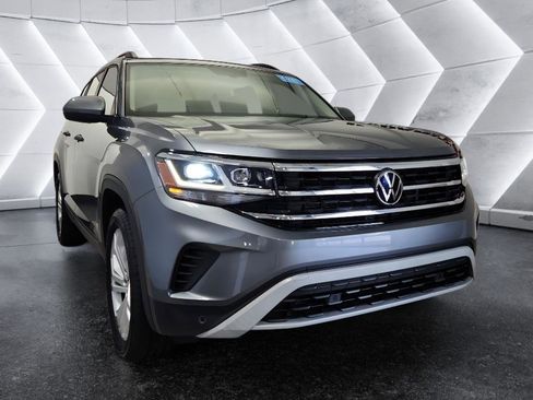 Certified 2023 Volkswagen Atlas SE w/ Panoramic Sunroof Package FWD image 1