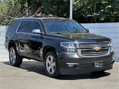 Used 2018 Chevrolet Tahoe Premier AWD/4WD image 8