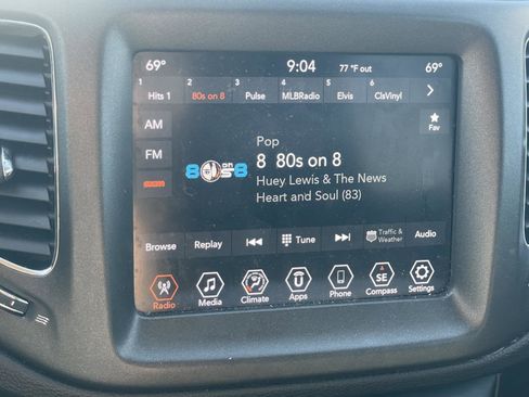 Used 2020 Jeep Compass Trailhawk image 8