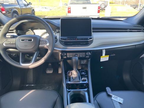 New 2026 Jeep Compass Limited AWD/4WD image 19
