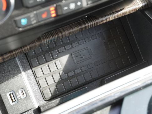 Used 2020 Ford F250 Lariat w/ Lariat Ultimate Package image 44