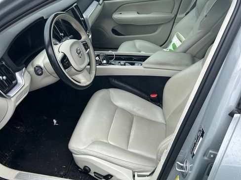 Used 2024 Volvo S60 B5 Core AWD/4WD image 7