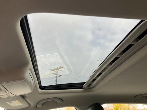 Used 2012 Volkswagen Passat 2.5 SE image 21