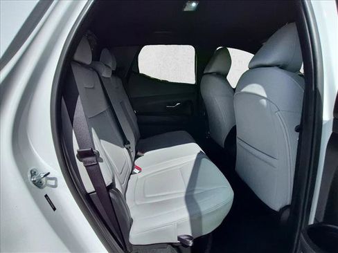 Certified 2026 Hyundai Santa Cruz SEL FWD image 22