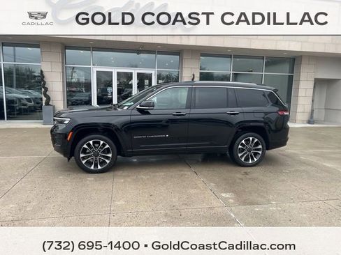 Used 2021 Jeep Grand Cherokee L Overland w/ Luxury Tech Group IV image 2