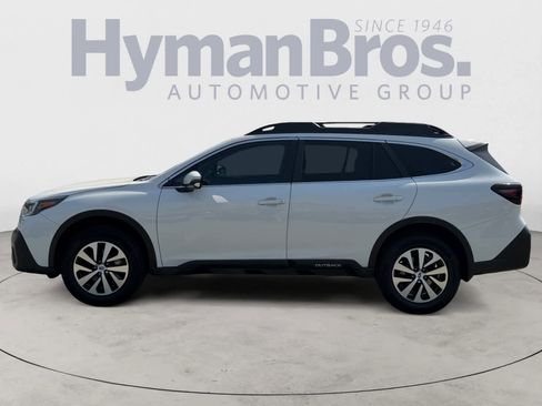 Used 2020 Subaru Outback Premium image 7