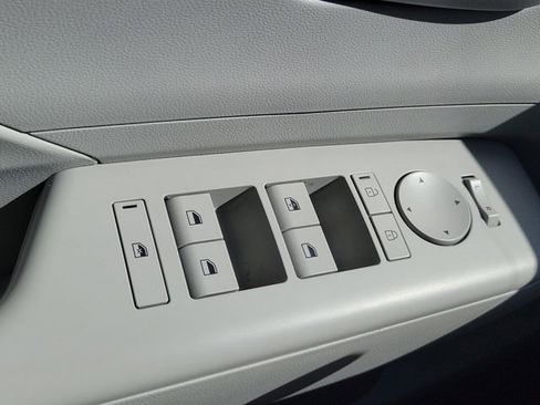 Used 2024 Hyundai Kona SEL FWD image 17