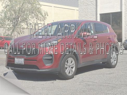 Used 2019 Kia Sportage LX image 1