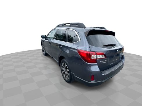 Used 2015 Subaru Outback 2.5i Limited AWD/4WD image 6