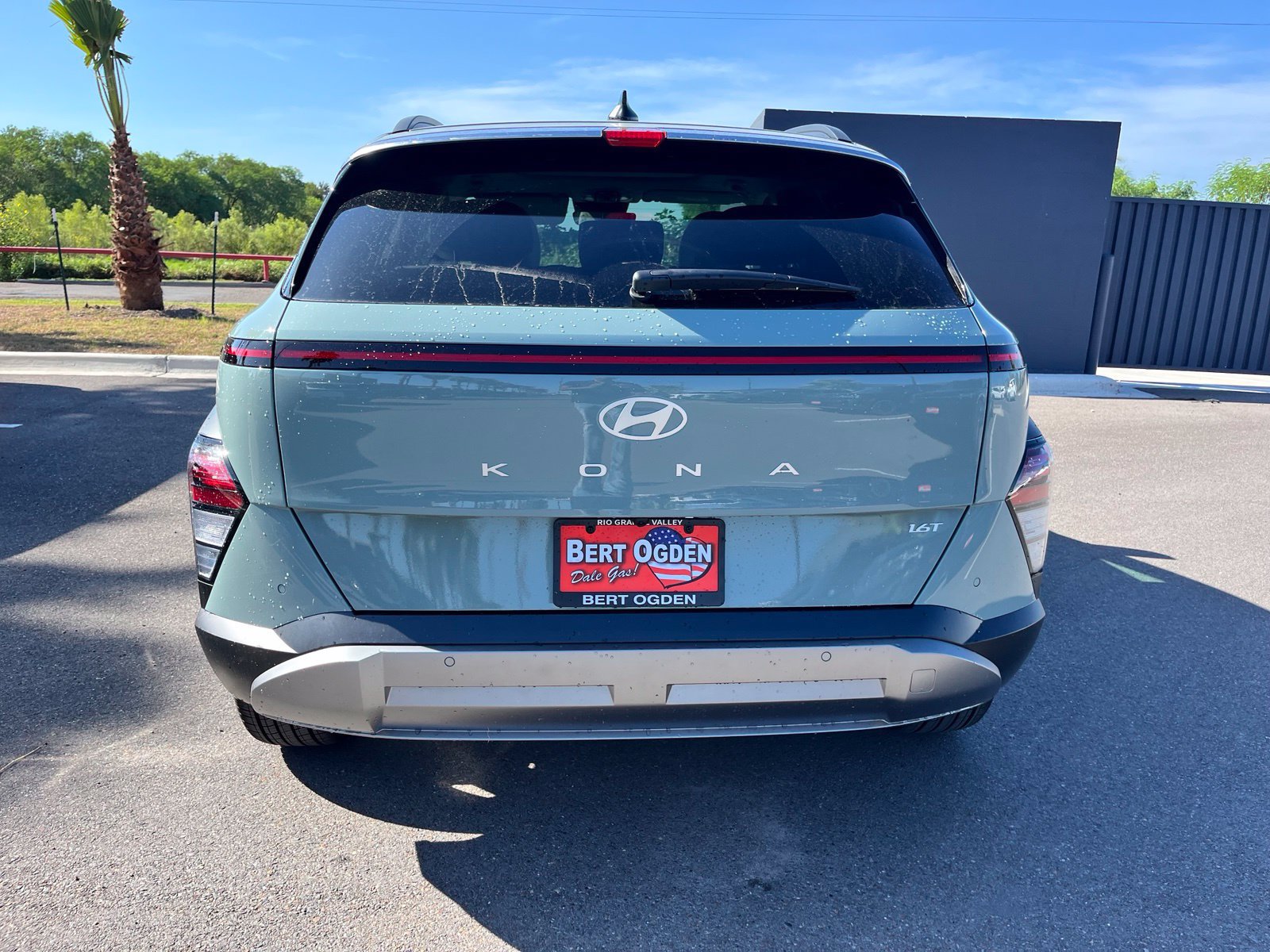New 2027 Hyundai Kona Limited FWD image 5
