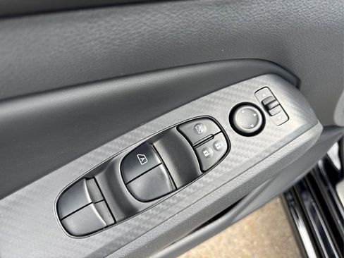 Used 2025 Nissan Altima 2.5 SV w/ SV Special Edition Package image 33