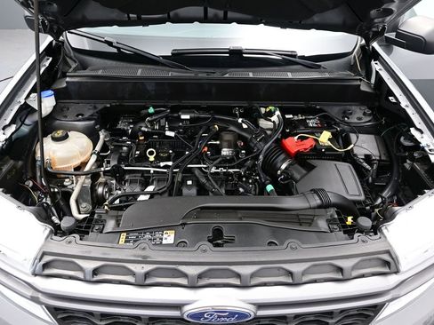 Used 2023 Ford Maverick XLT image 11