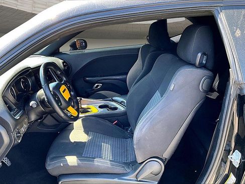 Used 2020 Dodge Challenger R/T image 23