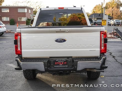 Used 2025 Ford F250 Lariat w/ Chrome Package image 23