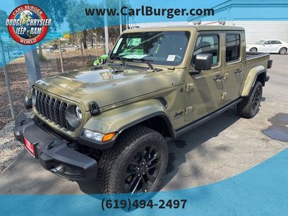 New 2025 Jeep Gladiator Sport