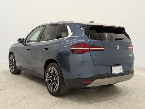 Used 2025 BMW X3 xDrive30i w/ Premium Package AWD/4WD image 3