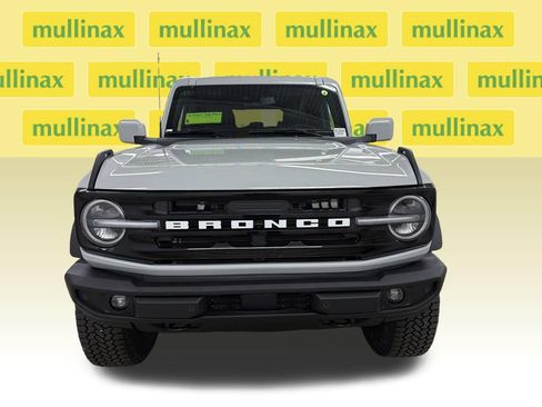 New 2026 Ford Bronco Outer Banks w/ Sasquatch Package AWD/4WD image 14