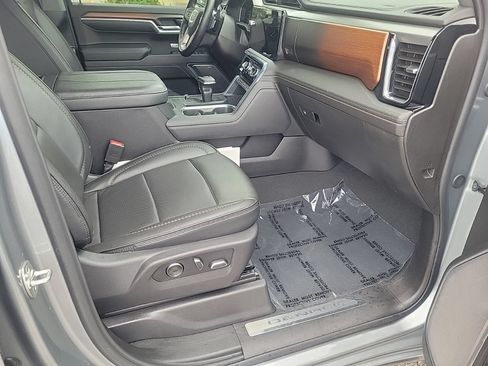 Used 2026 GMC Sierra 1500 Denali AWD/4WD image 14