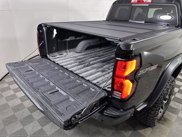 New 2026 Chevrolet Colorado ZR2 w/ Technology Package AWD/4WD image 27
