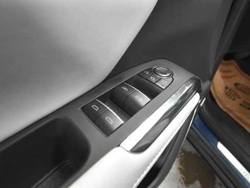 Used 2026 Chevrolet Traverse High Country w/ LPO, Floor Liner Package FWD image 5
