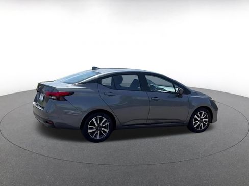 Used 2025 Nissan Versa SV FWD image 15