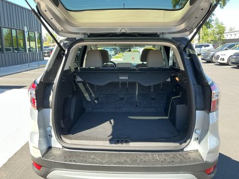 Used 2017 Ford Escape SE AWD/4WD image 23