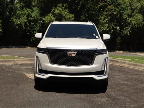 Used 2021 Cadillac Escalade Premium Luxury w/ Driver Assist Tech Package AWD/4WD image 10