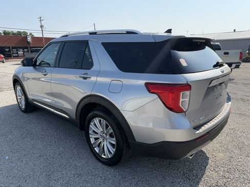 Used 2021 Ford Explorer Limited AWD/4WD image 3
