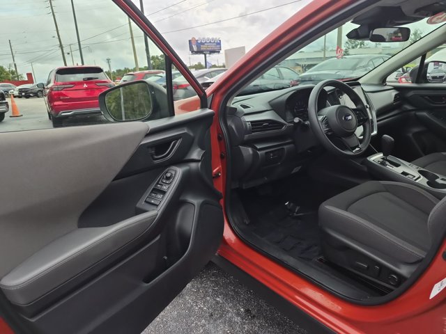 Used 2025 Subaru Crosstrek 2.5i Premium AWD/4WD image 9