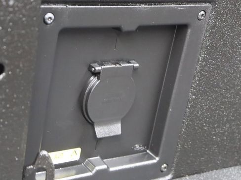 Used 2023 Ford F150 Lariat w/ Equipment Group 502A High image 32